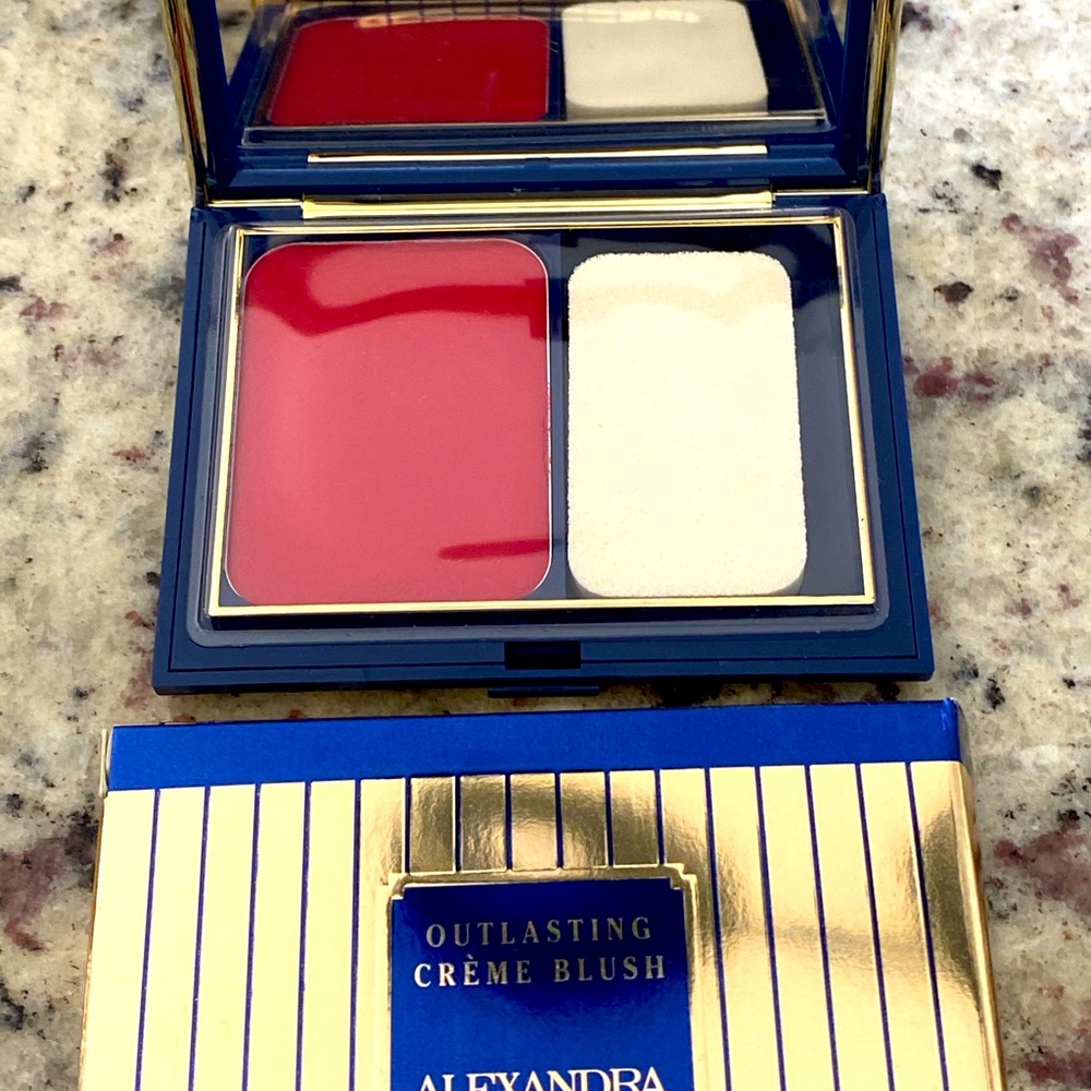 Alexandra de Markoff Outlasting Creme Blush